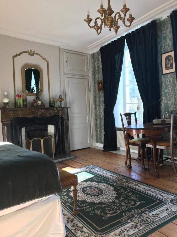 D'hôtes Du Château Couette-café *